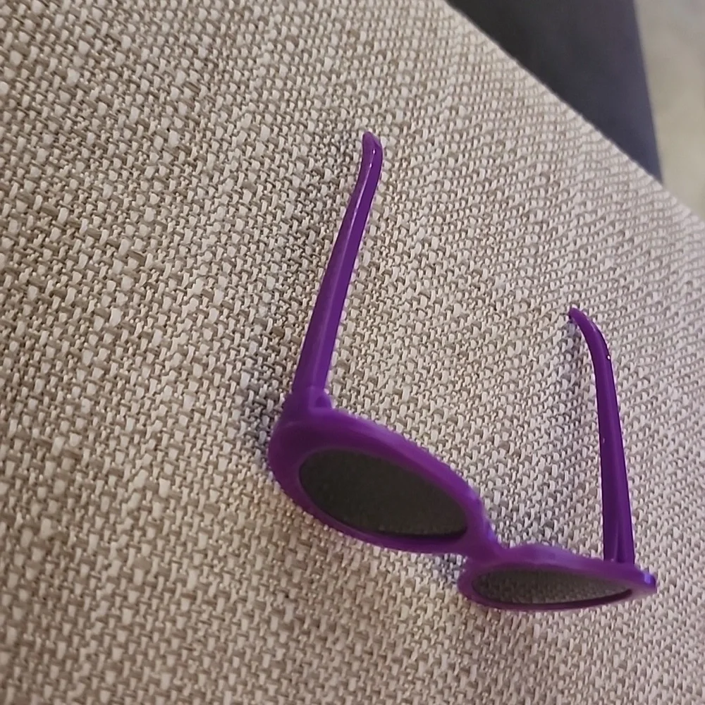 18in doll purple sunglass